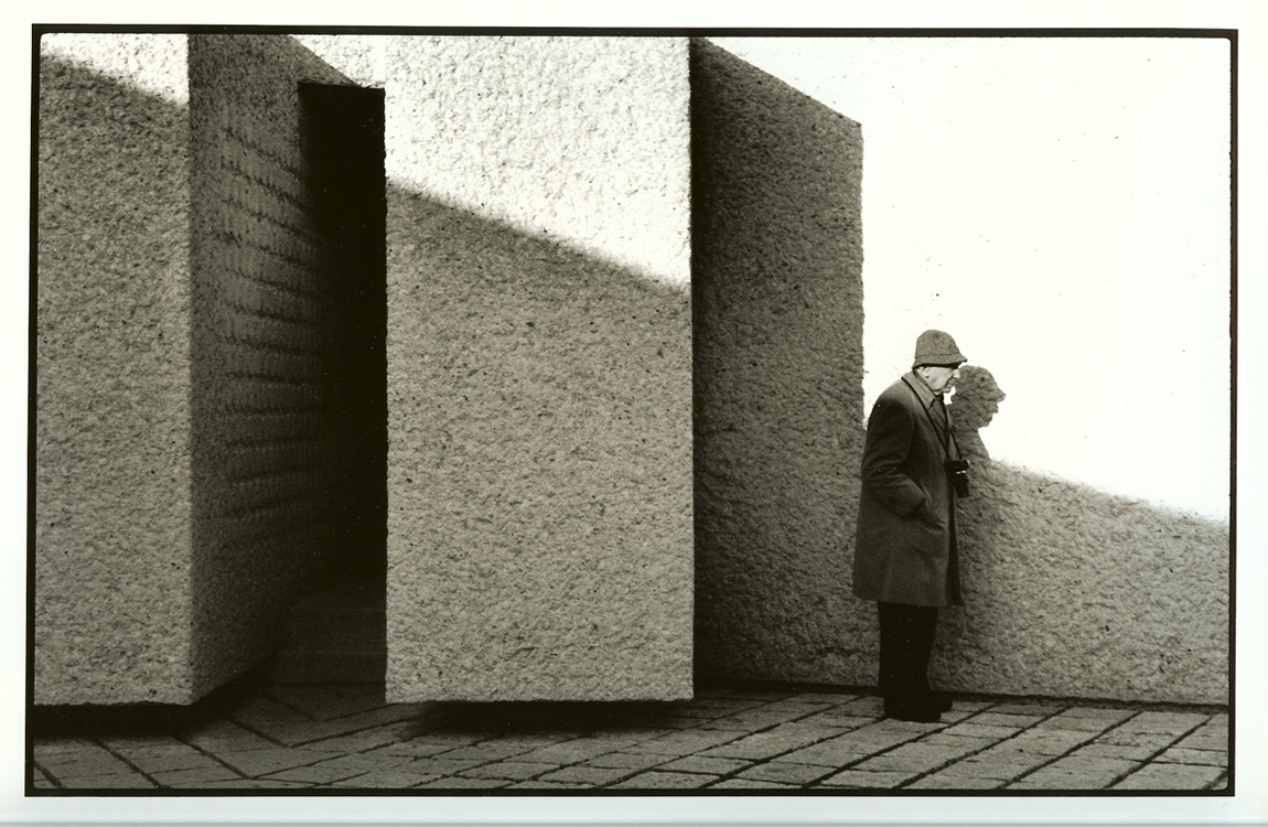 1. André Kertesz.Paris.1983